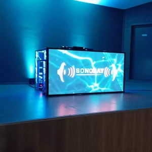 Location cabine dj , cabine dj  ecran led pitch 3.9