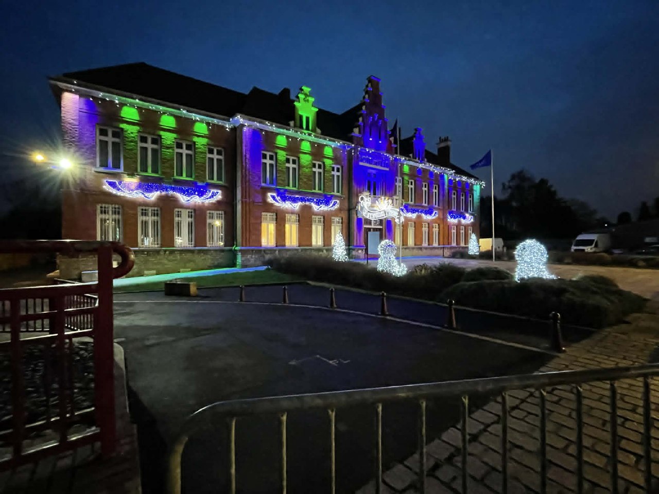 Mise en lumière architecturale colorée
